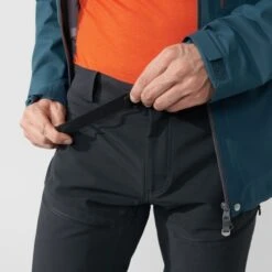 Fjallraven FJÄLLRÄVEN BERGTAGEN TOURING TROUSERS M BLACK 23 -Rossignol || Salomon || Fischer Winkel 9 118328 bergtagen touring trousers m black 86129 550 05